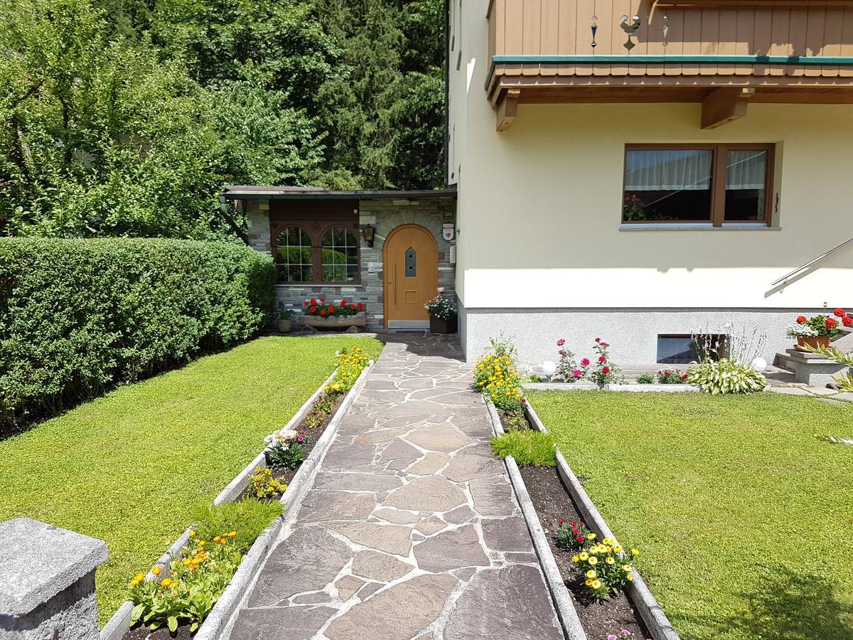 Haus Groeblacher Mayrhofen Ngoại thất bức ảnh
